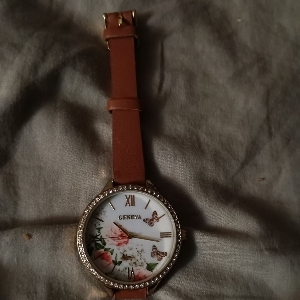 Geneva Women's Watch Round Butterfly Flowers Leather Band